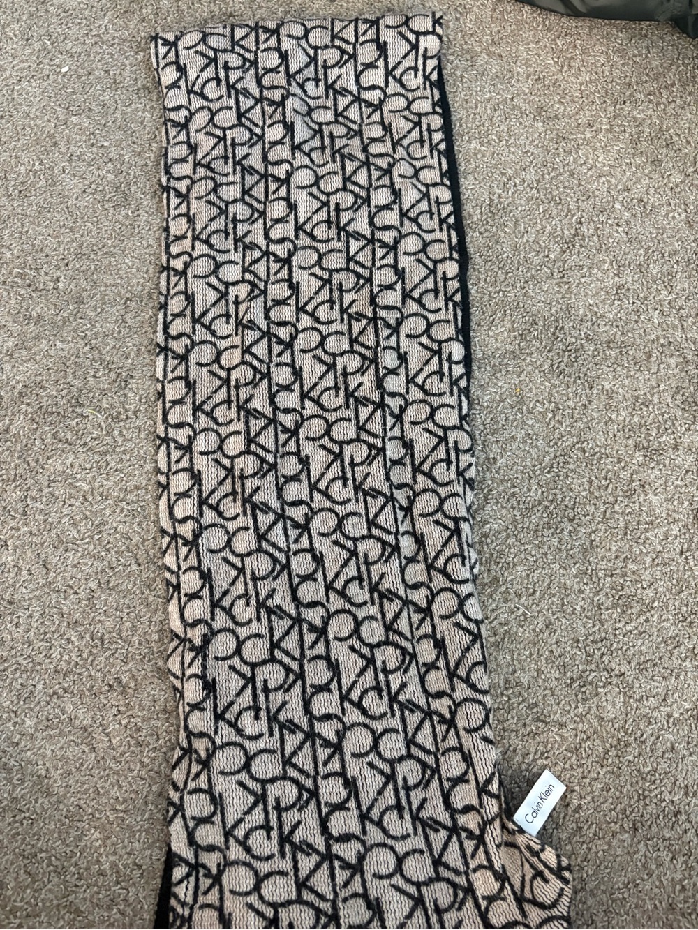 Calvin Klein Beige and Black Logo Knit Scarf - See picture for details